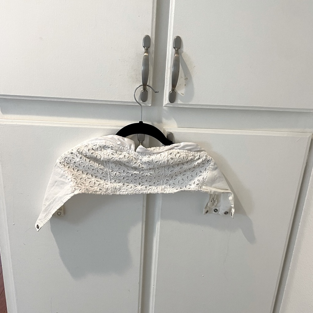 Pins and needles urban outfitter size small crop top
